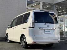 2013 Nissan Serena