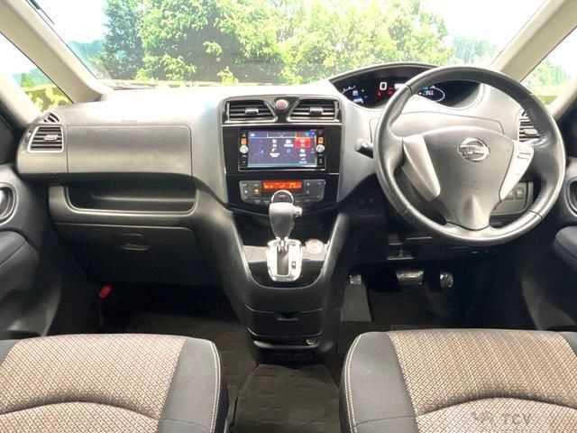 2015 Nissan Serena
