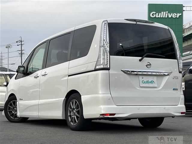 2015 Nissan Serena