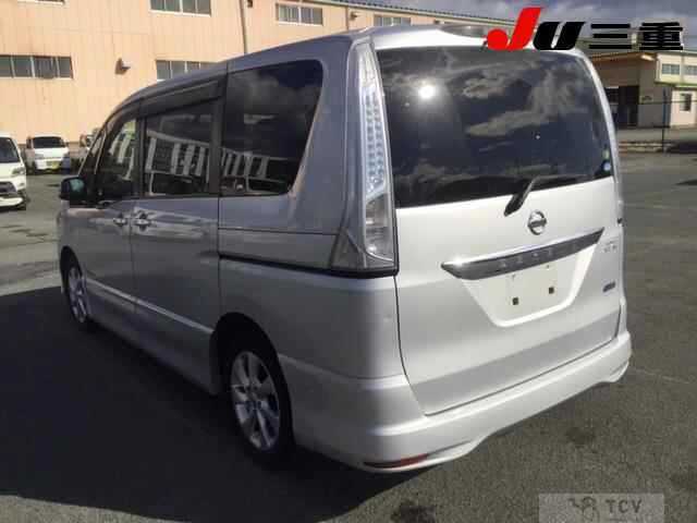 2013 Nissan Serena