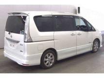 2013 Nissan Serena