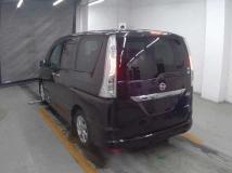 2013 Nissan Serena
