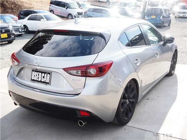 2015 Mazda Axela Sport