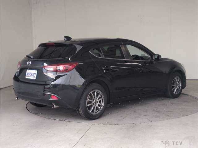 2014 Mazda Axela Sport