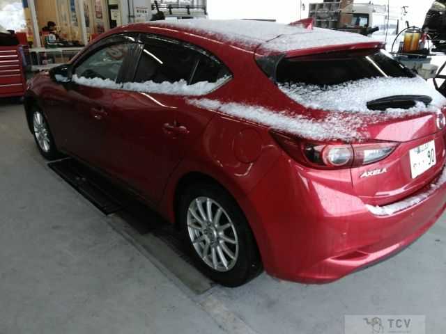 2017 Mazda Axela Sport