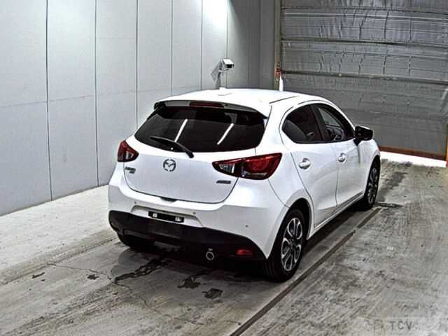 2017 Mazda Demio