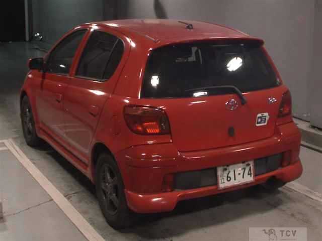2003 Toyota Vitz