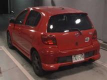 2003 Toyota Vitz