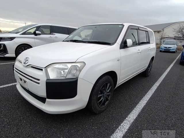 2015 Toyota Succeed Van