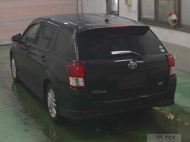 2013 Toyota Corolla Fielder