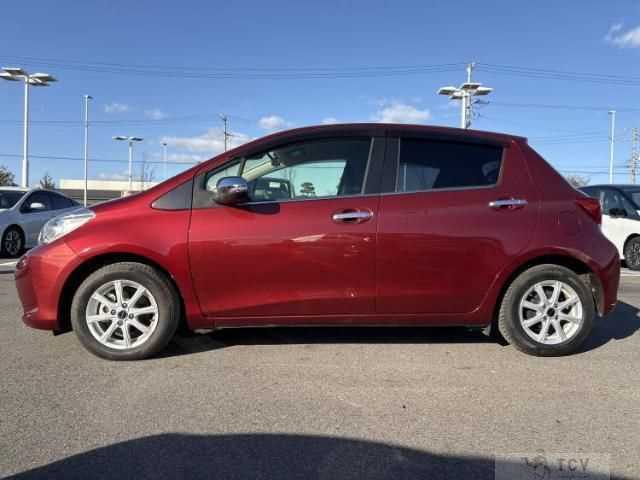 2016 Toyota Vitz