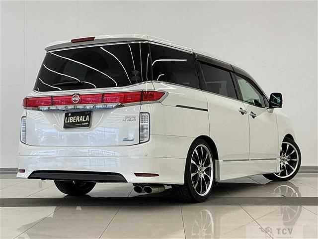 2011 Nissan Elgrand