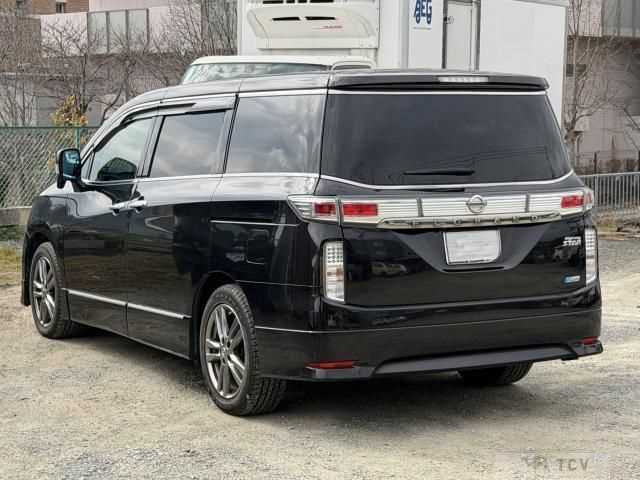 2012 Nissan Elgrand