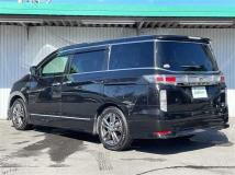 2013 Nissan Elgrand