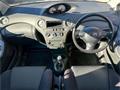 2003 Toyota Vitz