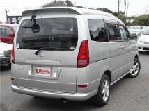 2003 Nissan Serena
