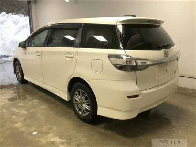 2013 Toyota Wish