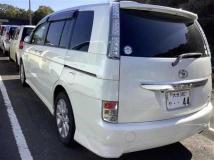 2012 Toyota Isis