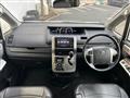 2013 Toyota Noah