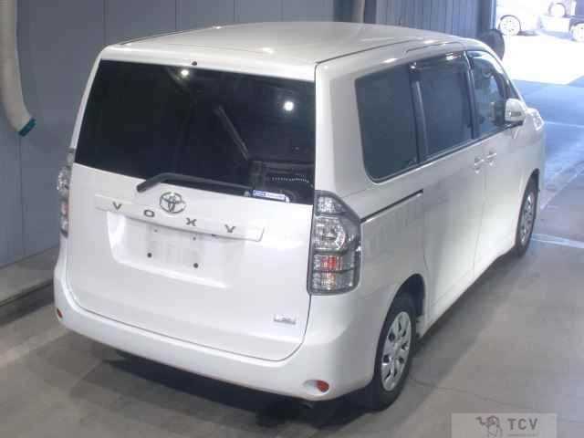 2012 Toyota Voxy
