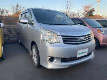 2013 Toyota Noah