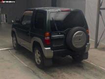 2000 Mitsubishi Pajero Mini