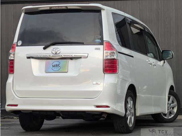 2008 Toyota Noah