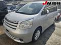 2010 Toyota Noah