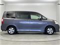 2011 Toyota Noah