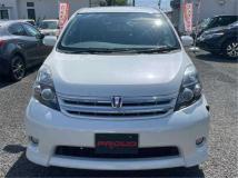 2010 Toyota Isis
