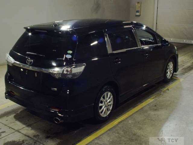 2013 Toyota Wish
