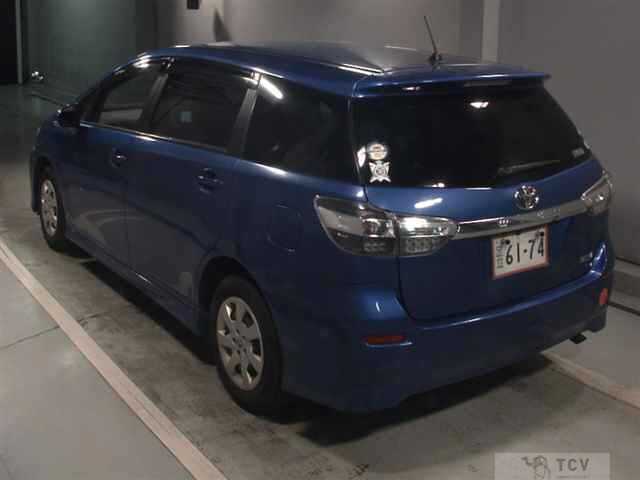 2013 Toyota Wish