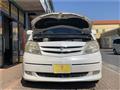 2004 Toyota Alphard Hybrid