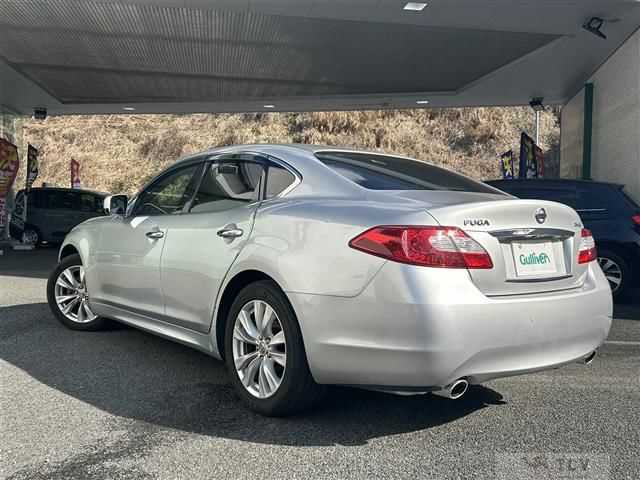 2010 Nissan Fuga