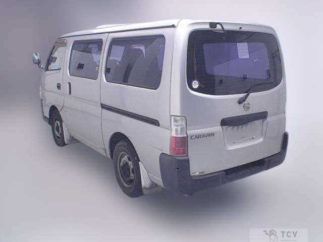 2006 Nissan Caravan