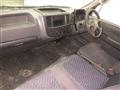 2006 Nissan Caravan