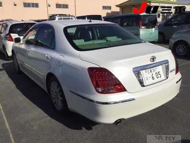2006 Toyota Crown Majesta