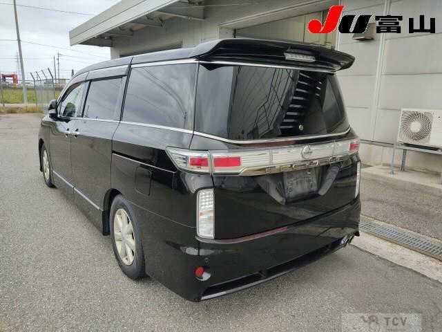 2010 Nissan Elgrand