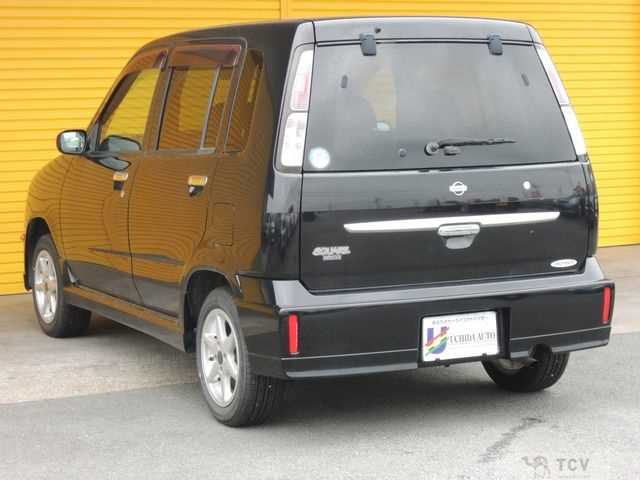 2002 Nissan Cube