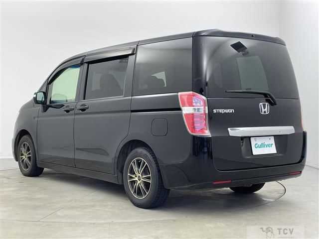 2012 Honda Step WGN