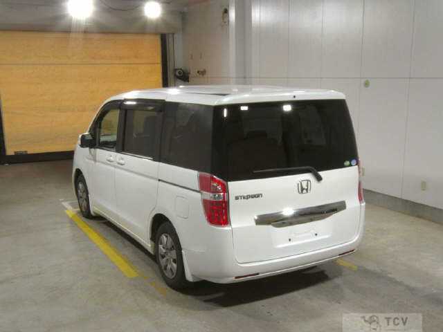 2012 Honda Step WGN