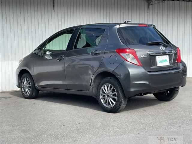 2013 Toyota Vitz