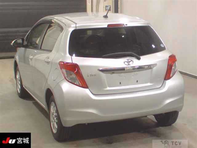 2012 Toyota Vitz