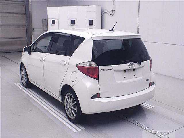 2012 Toyota Ractis