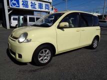 2010 Toyota Sienta