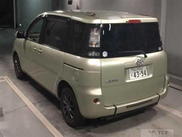2012 Toyota Sienta