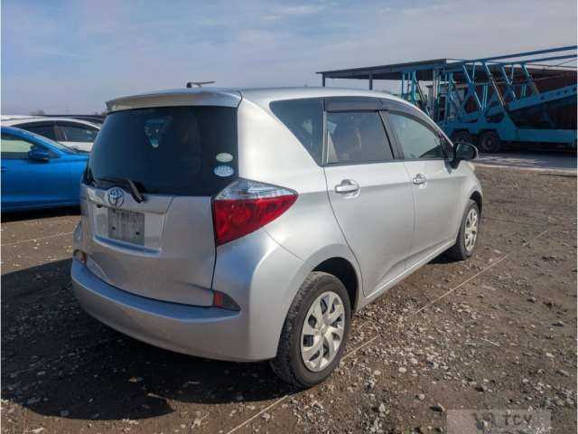 2012 Toyota Ractis