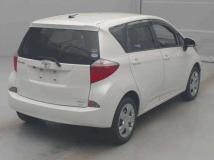 2012 Toyota Ractis