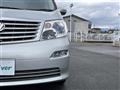2004 Toyota Alphard
