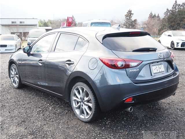 2014 Mazda Axela Sport